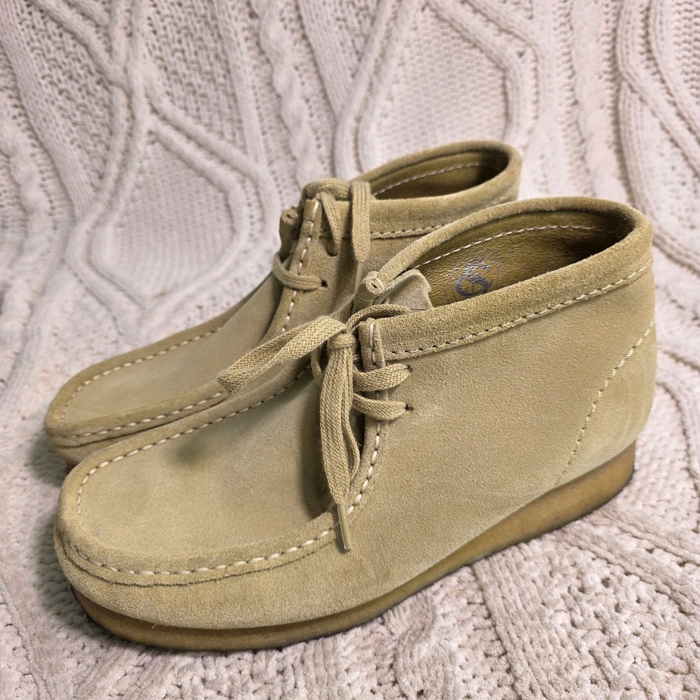 Clarks Originals Wallabee Boots Maple Suede Leather Pristine Men 7 Eu 39.5 W 8.5